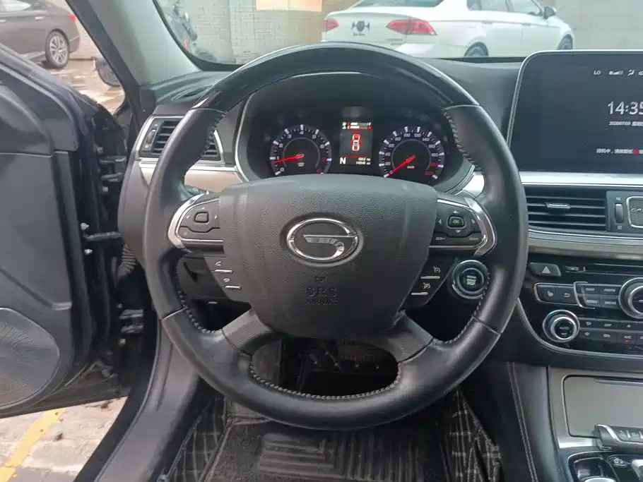 GAC Trumpchi Trumpchi GA8 2018 2017 280T Premium Edition