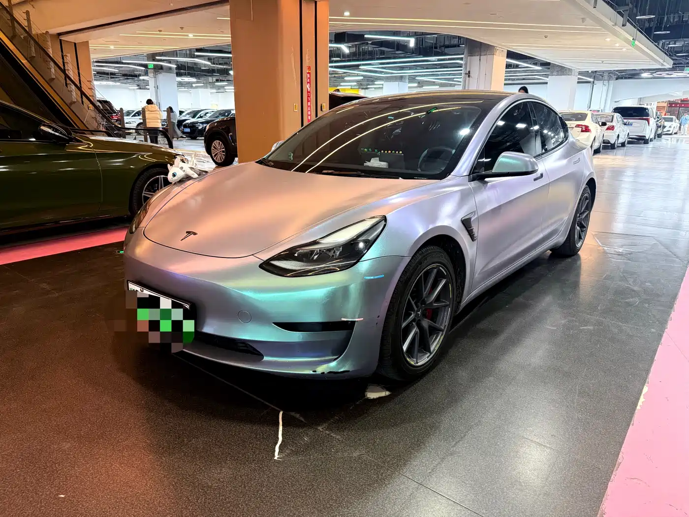 TESLA MODEL 3