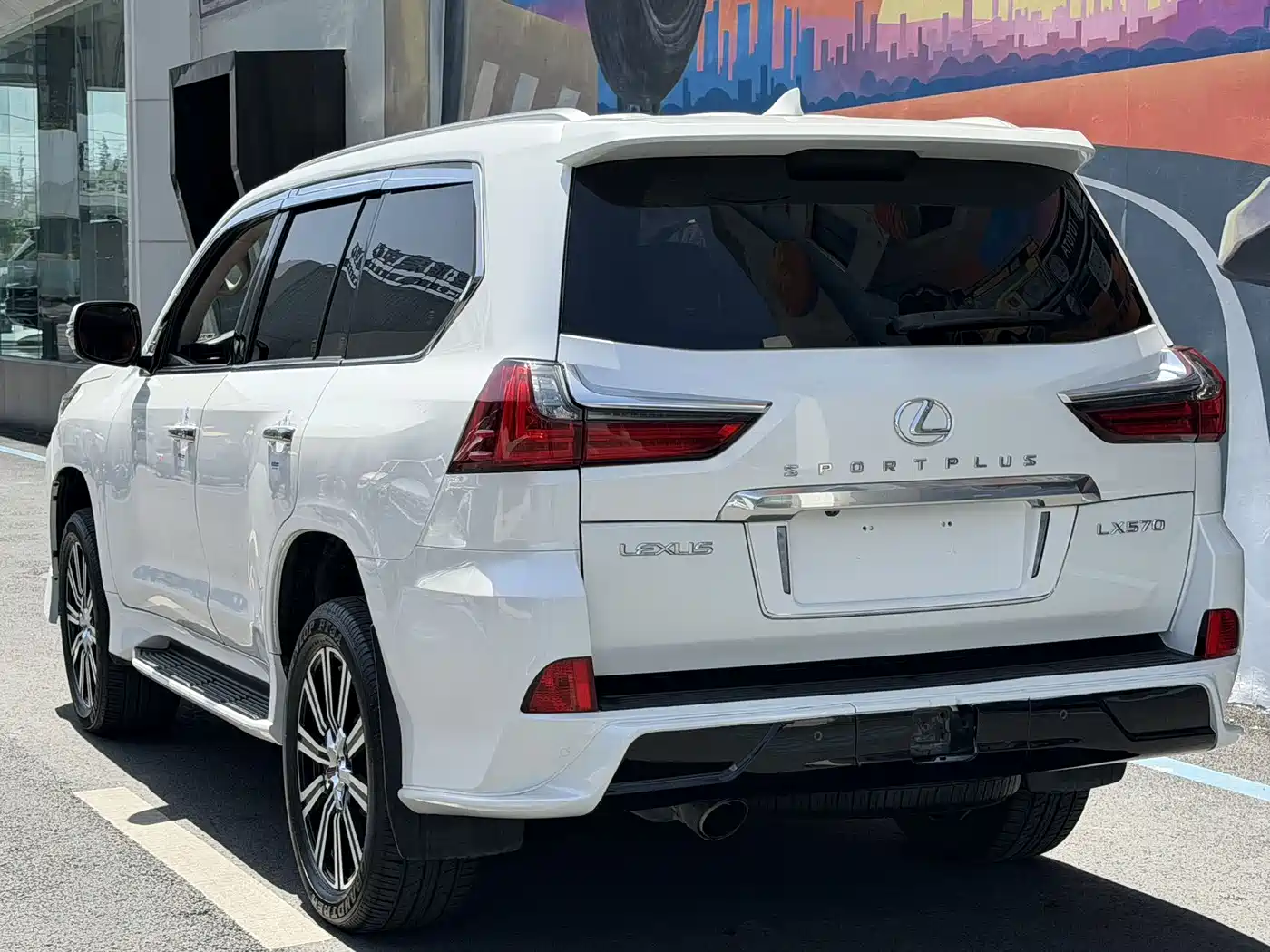 Lexus LX 2016 570 Luxury Premium Edition фото 5