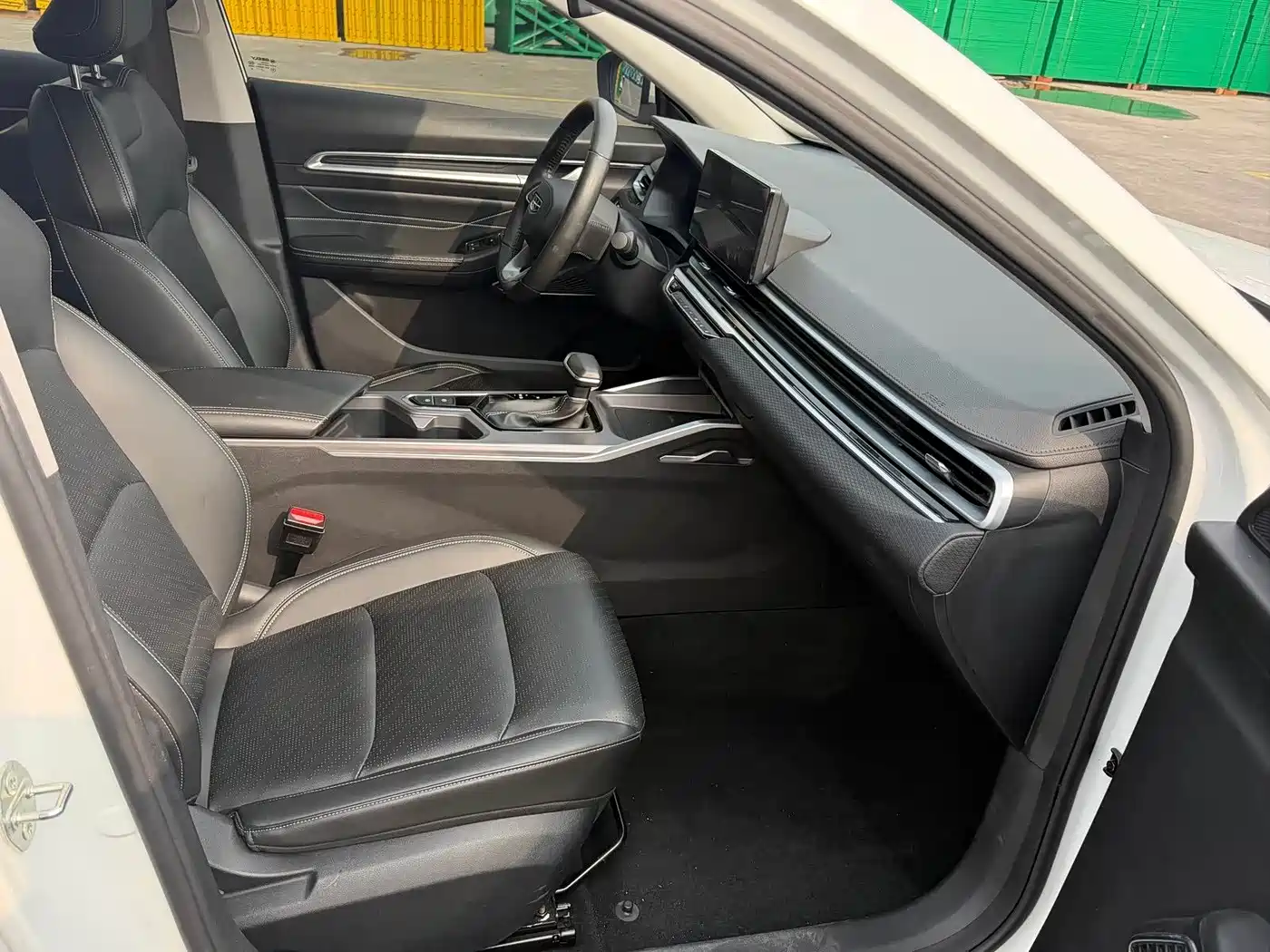 GEELY AUTOMOBILE EMGRAND