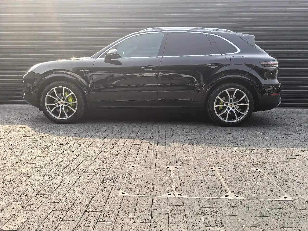 Porsche Cayenne New Energy 2021 Cayenne E-Hybrid 2.0T фото 2