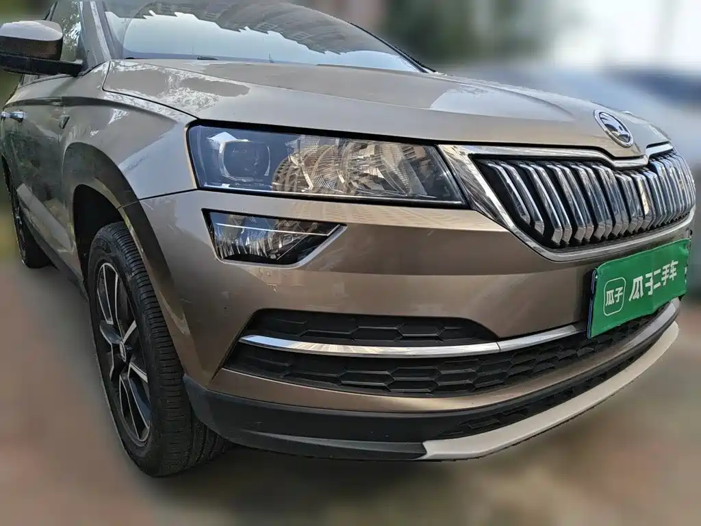 Photo 3 - Škoda Karoq