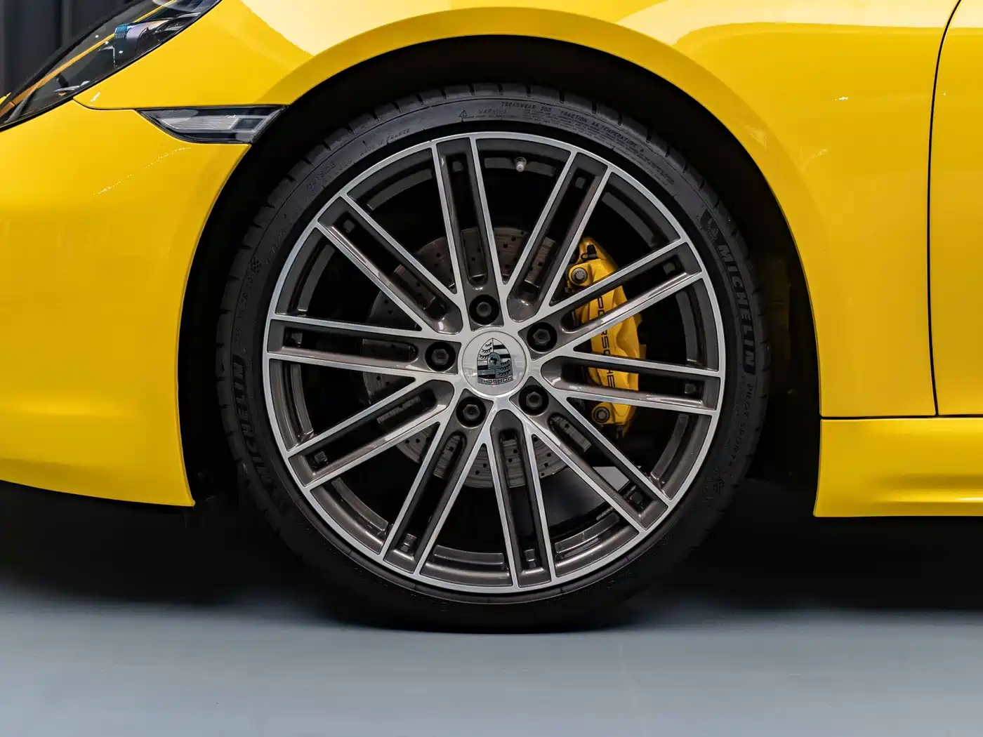 Porsche 718 2018 Cayman 2.0T фото 5