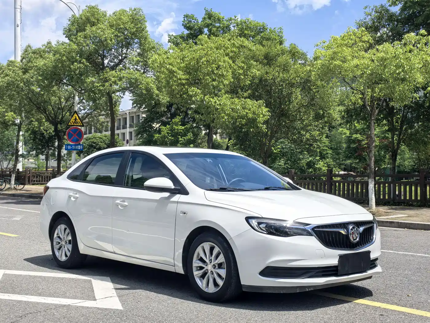 Buick Excelle 2021 Facelift Exemplar 1.5L Auto Elite фото 4