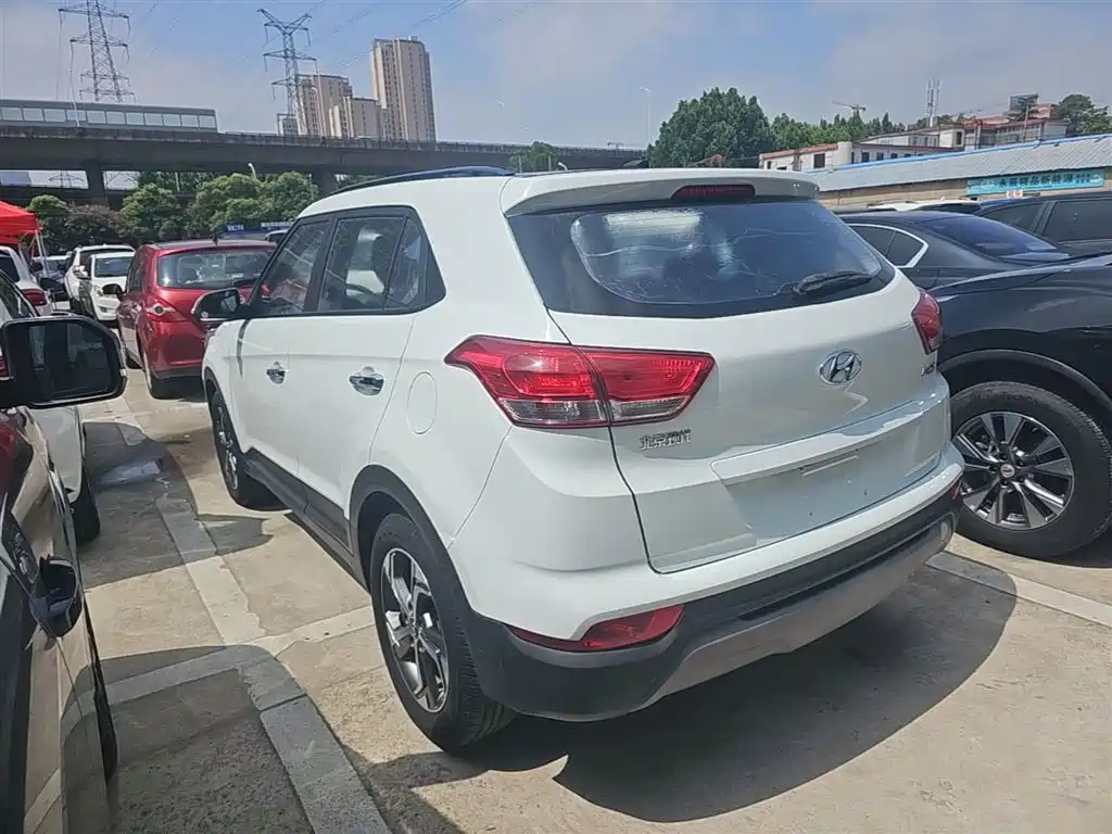 Hyundai Beijing Hyundai ix25 2017 1.6L Automatic Smart Edition фото 5