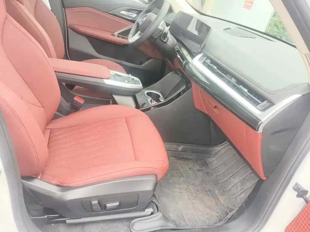 BMW iX1 2025 2025 eDrive25L X Design Package