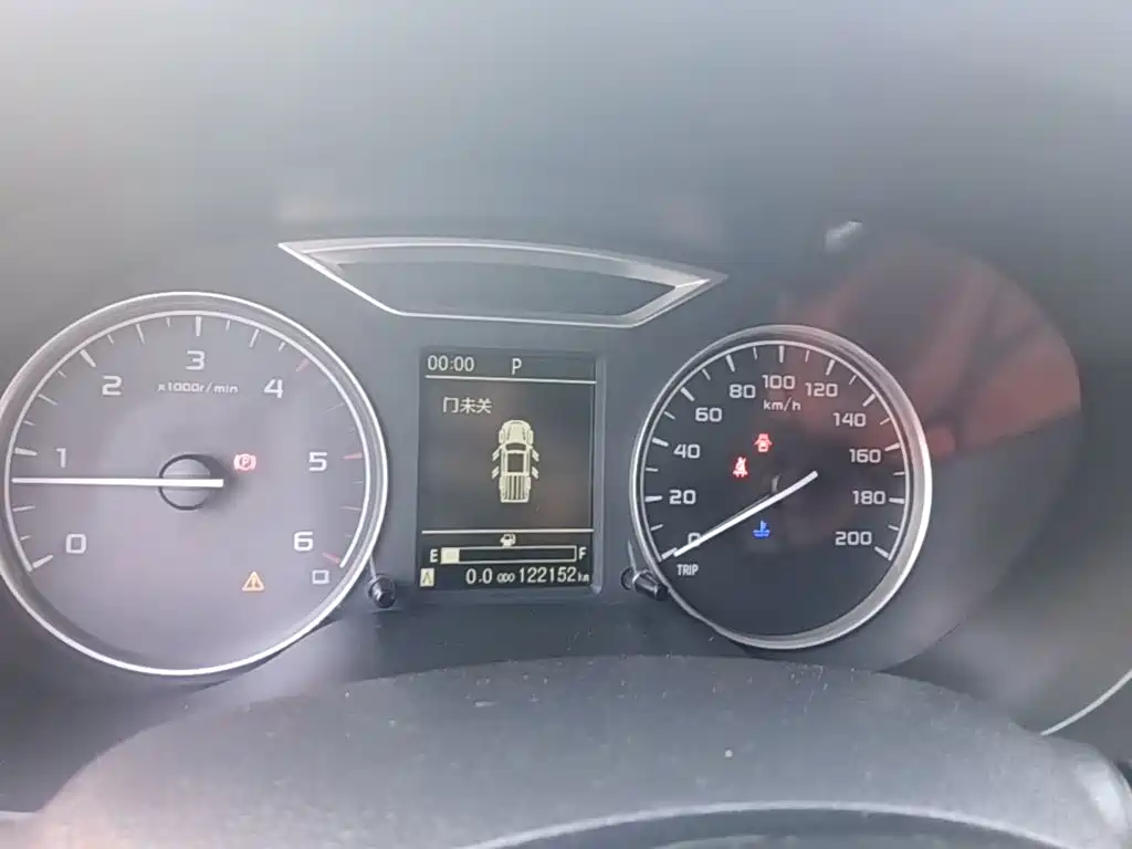 Dongfeng Rich 6 2019 2019 2.5T Automatic 2WD Diesel Luxury ZD25T5