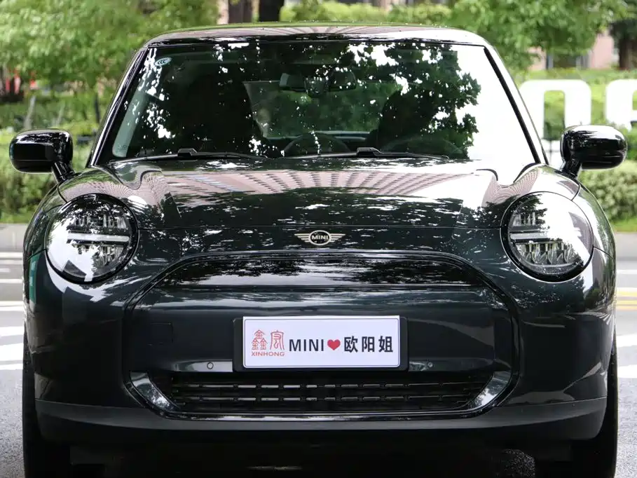 MINI Electric MINI COOPER 2025 2024 456km COOPER E Classic