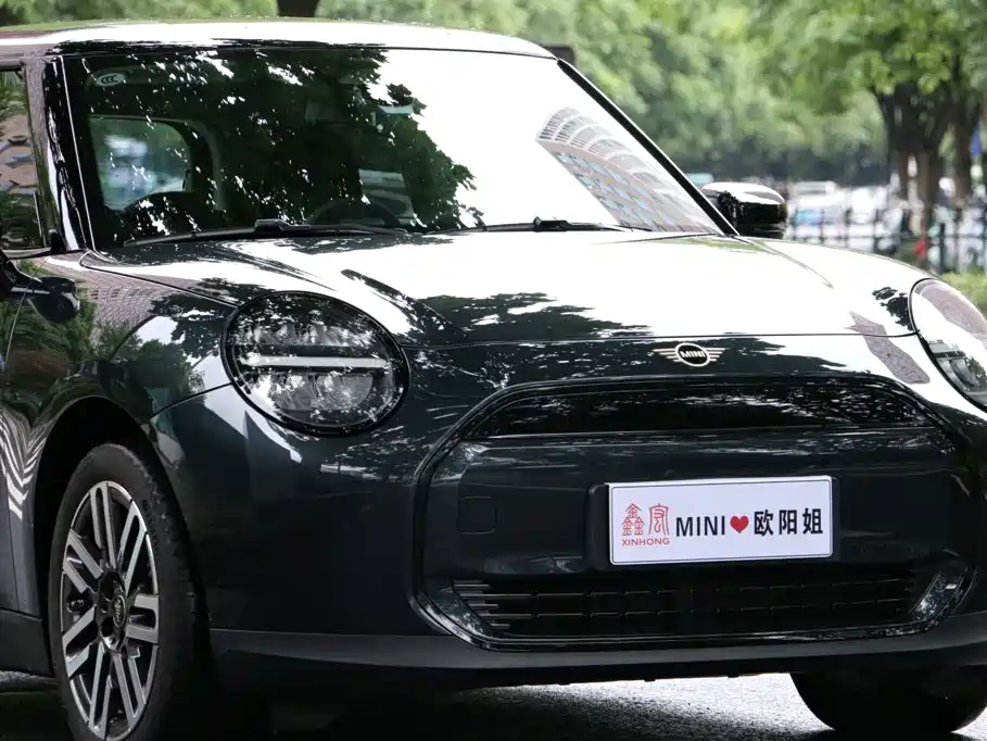 MINI Electric MINI COOPER 2025 2024 456km COOPER E Classic