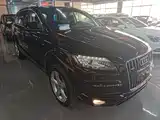 Photo 4 - Audi Q7