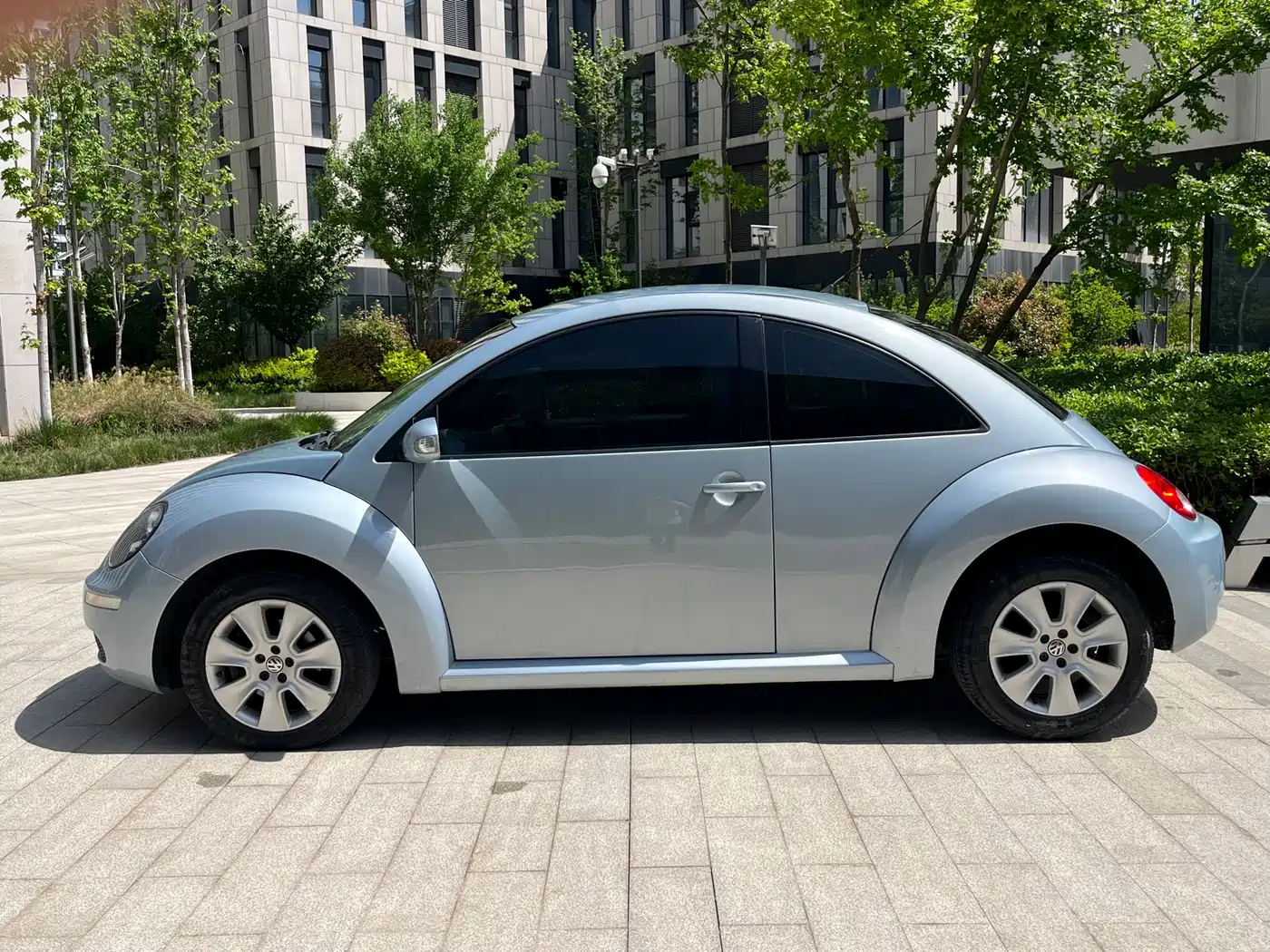 Volkswagen Beetle 2010 Model 1.6 AT фото 3