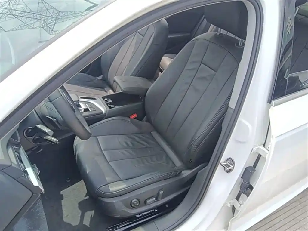 Audi A4L 2019 40 TFSI Fashion (China VI) фото 15