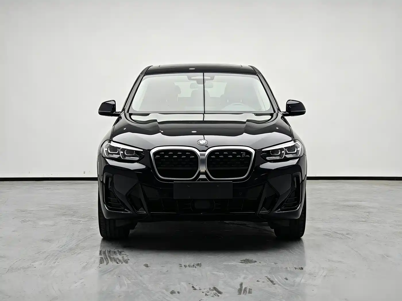BMW iX3 2023 Leading Type фото 4