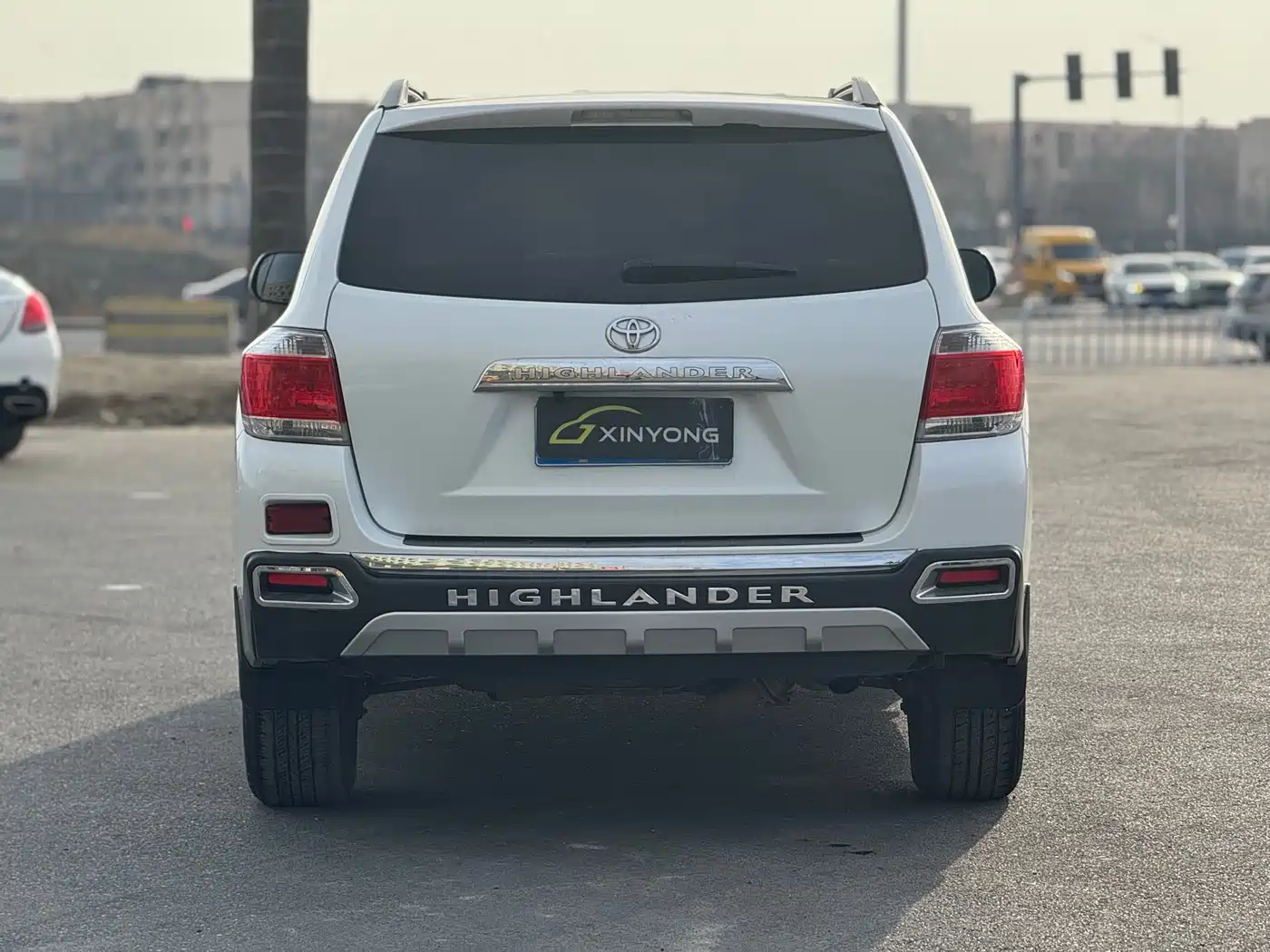Toyota Highlander 2012 3.5L 4WD 7-Seater Elite Edition фото 4