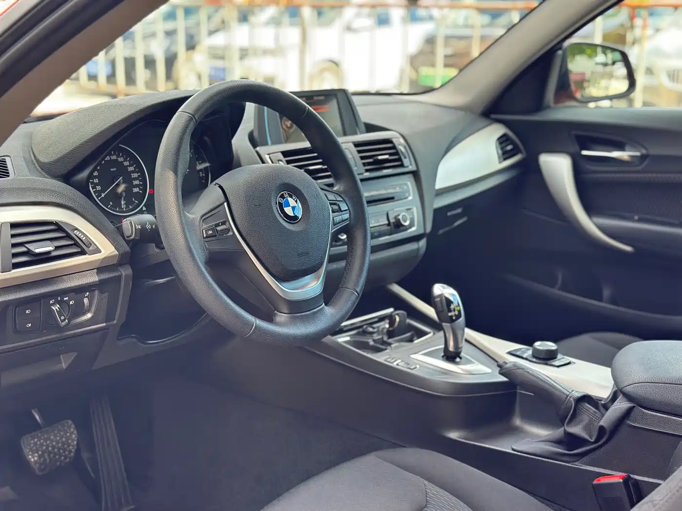 BMW 2 Series (Import) 2015 2014 220i Leading