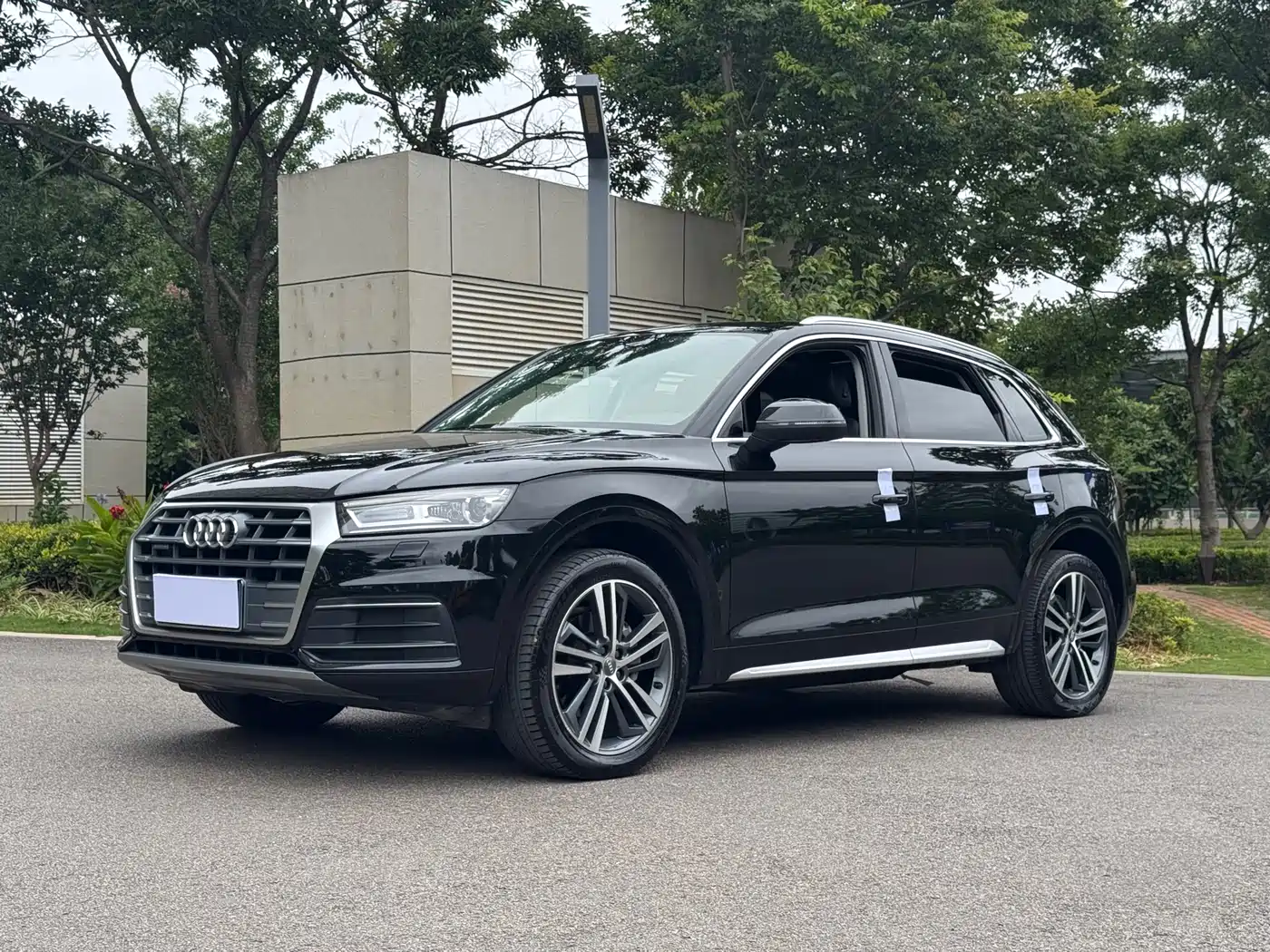 Audi Q5L 2020 40 TFSI Prestige Progressive