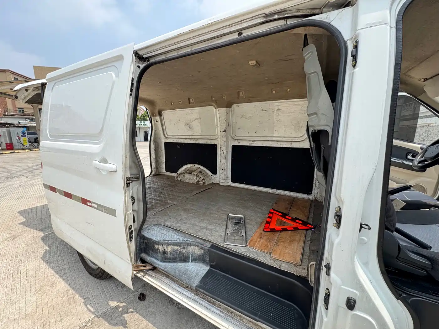 CHANGAN CHANGAN RUIXING EM80