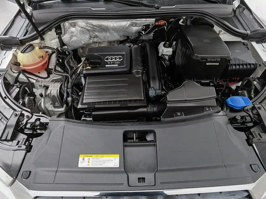 Photo 6 - Audi Q3