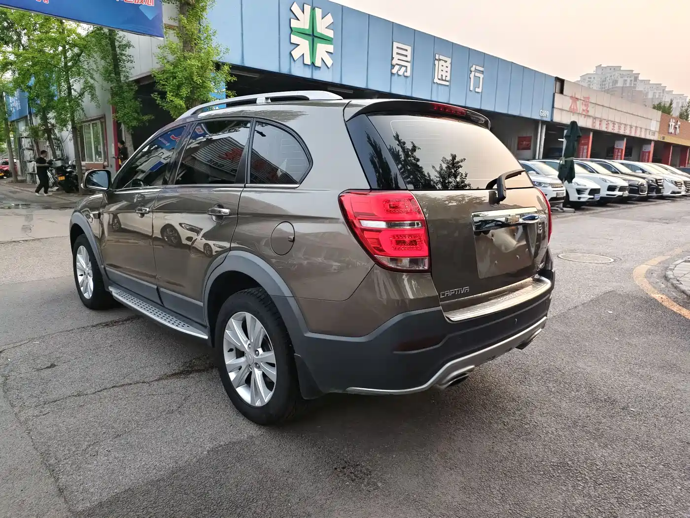 Chevrolet Captiva 2015 2.4L AWD Flagship 7-Seater фото 7
