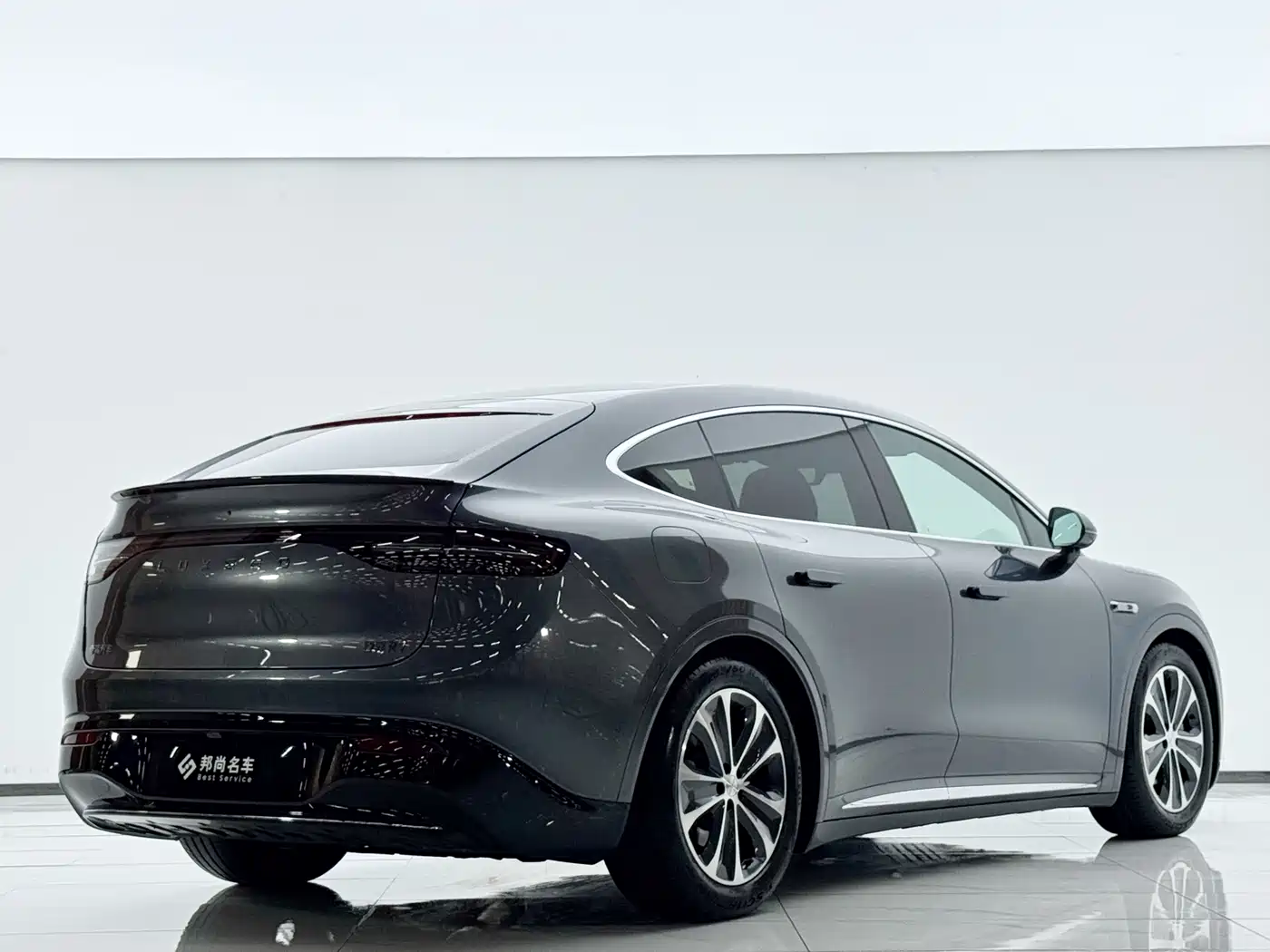 Zhijie Luxeed R7 2025 2025 Extended Range 251km Max