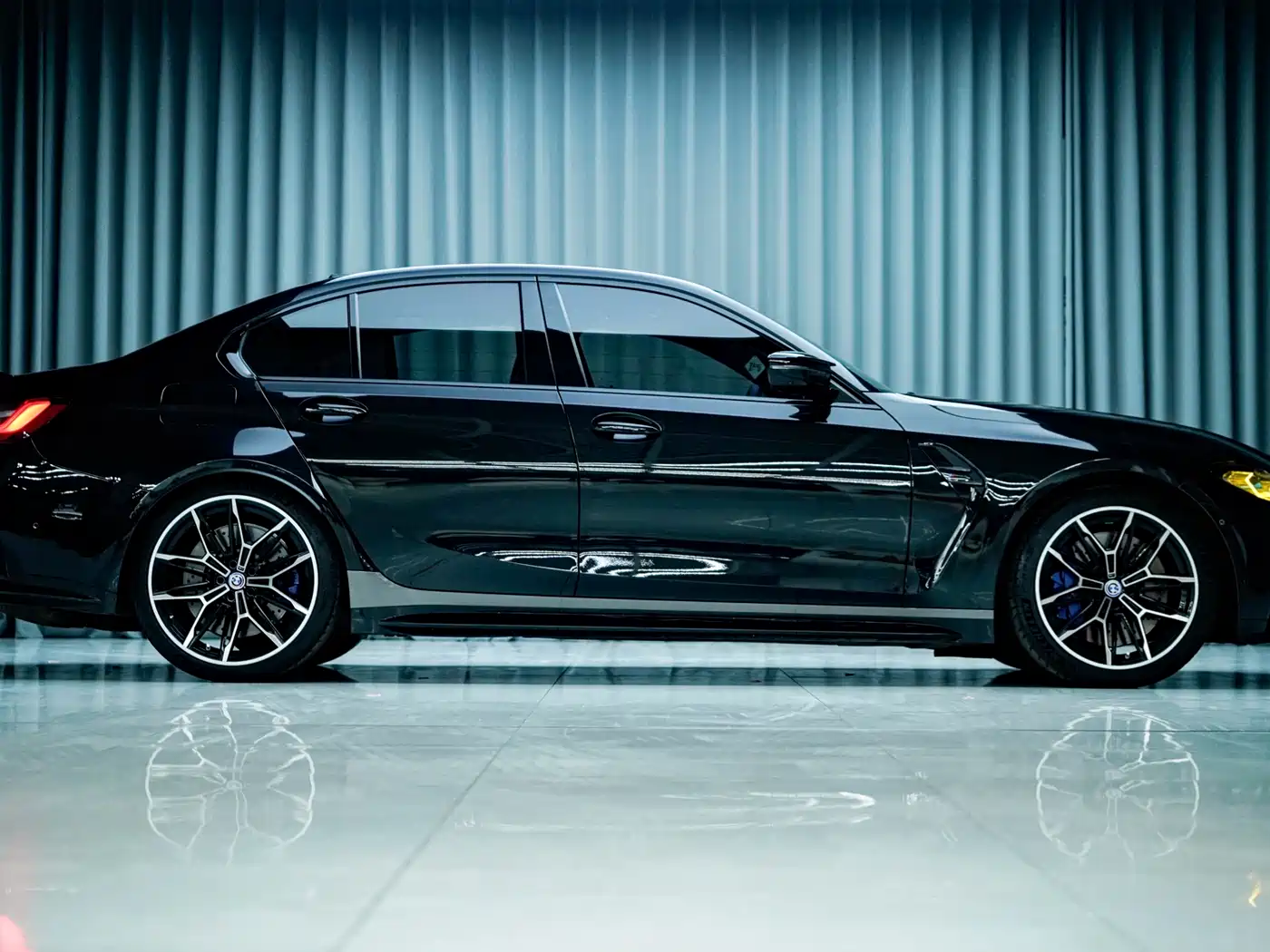 BMW M3 2021 M3 Sedan Thunder Edition фото 4