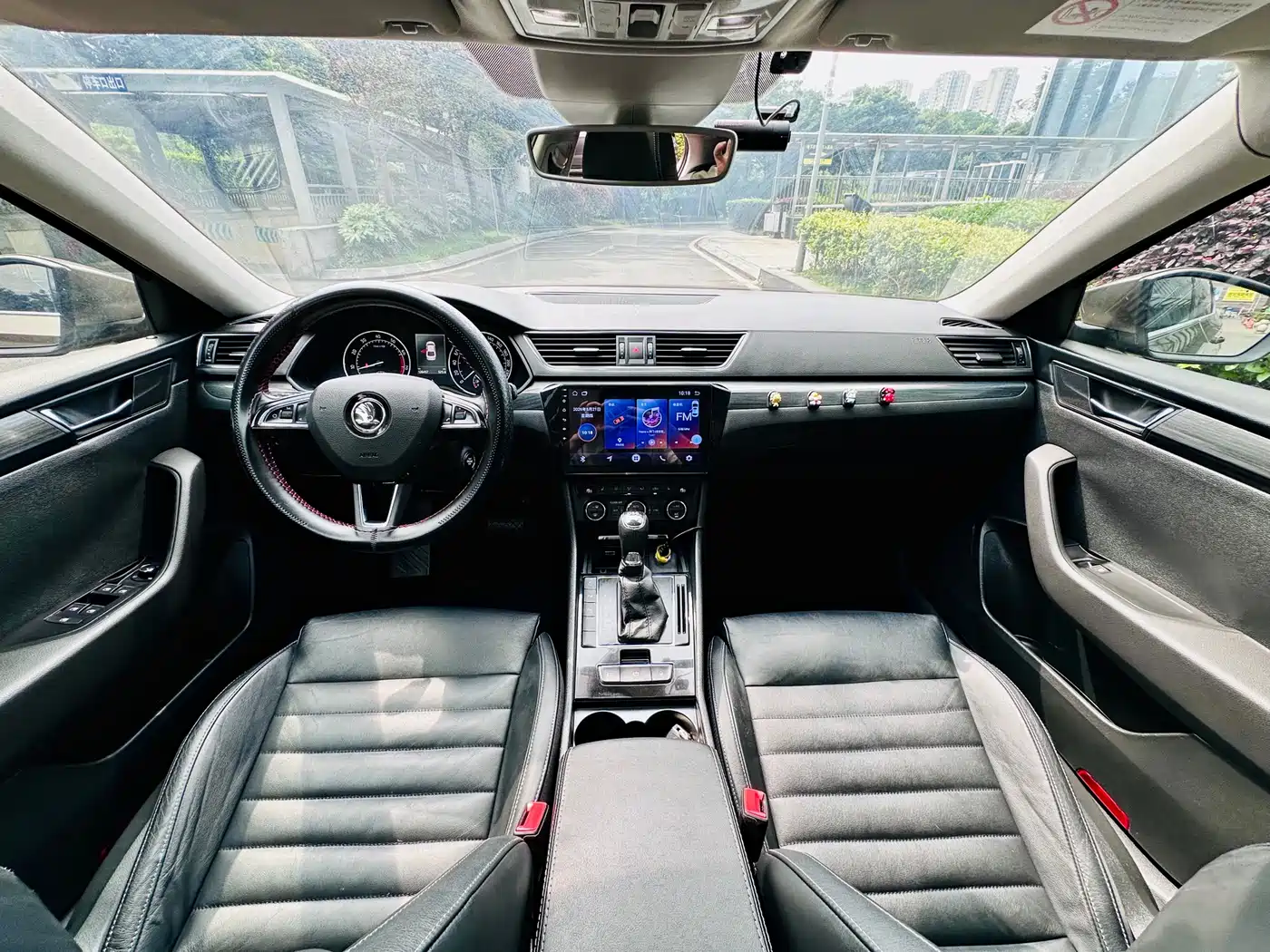 Škoda Superb 2016 TSI330 DSG Smart Edition фото 9