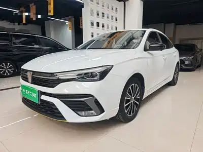Roewe i5