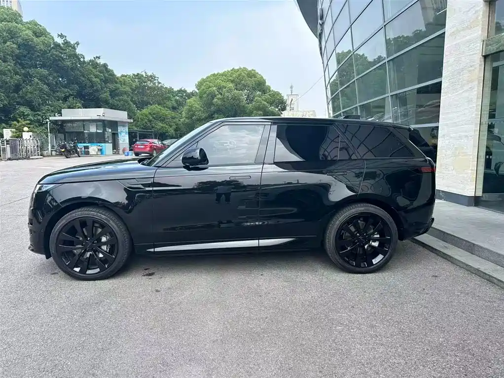 Land Rover Range Rover Sport фото 7