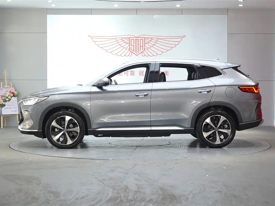 BYD Song PLUS PHEV 2021 DM-i 110KM Flagship фото 4