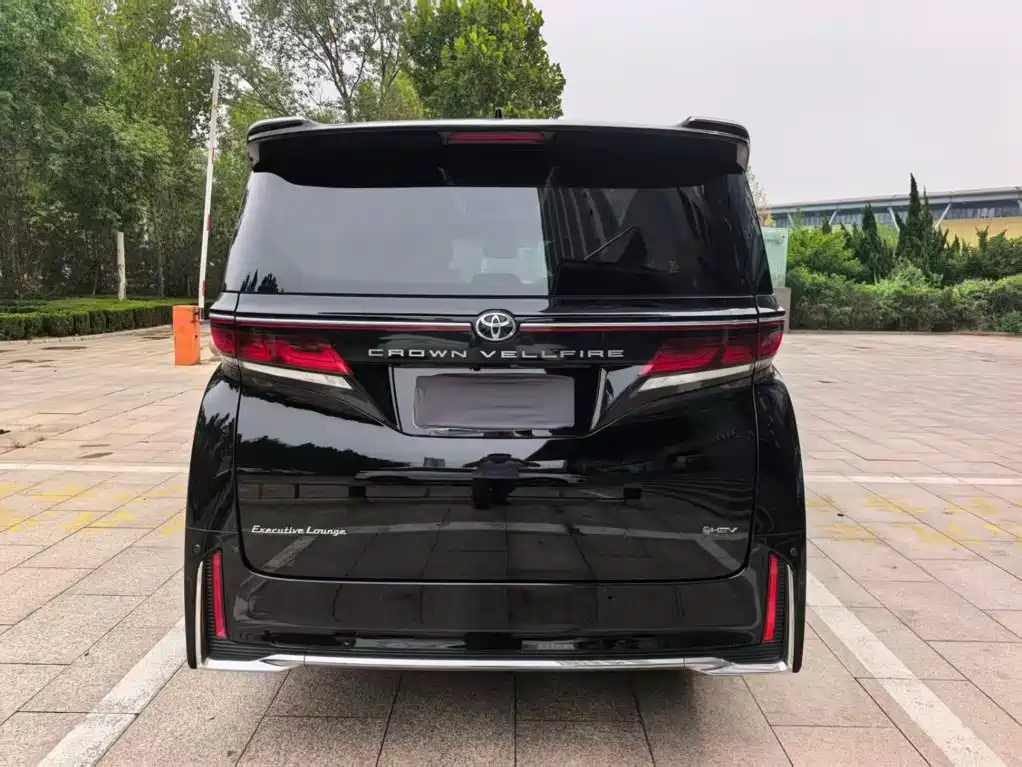 Toyota Vellfire 2024 2024 Crown Hybrid 2.5L Premium Edition