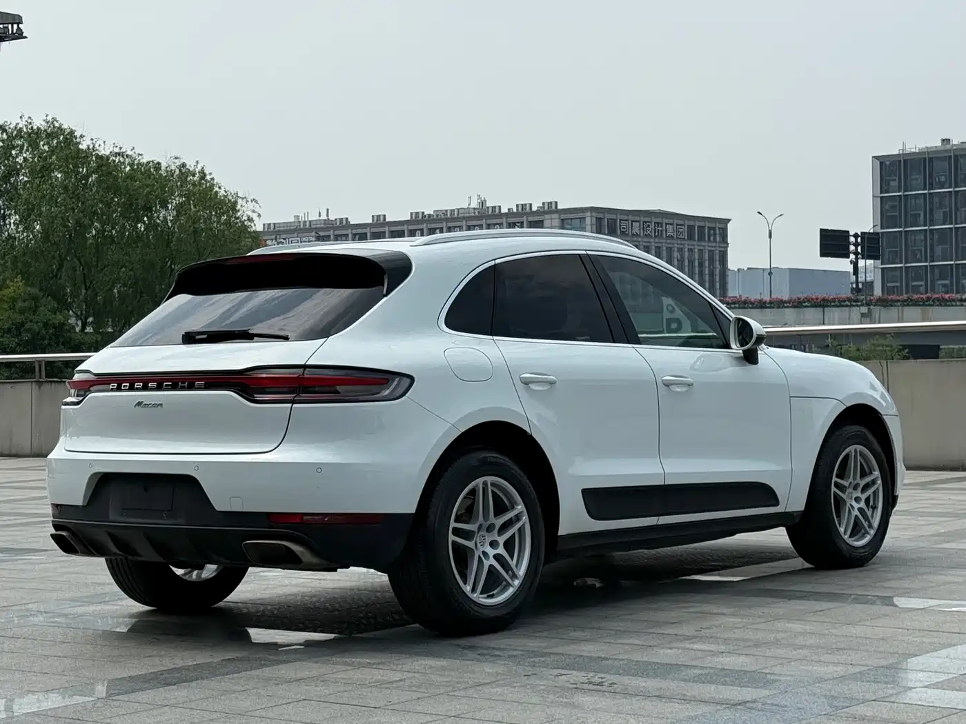 Porsche Macan 2018 Macan 2.0T фото 17