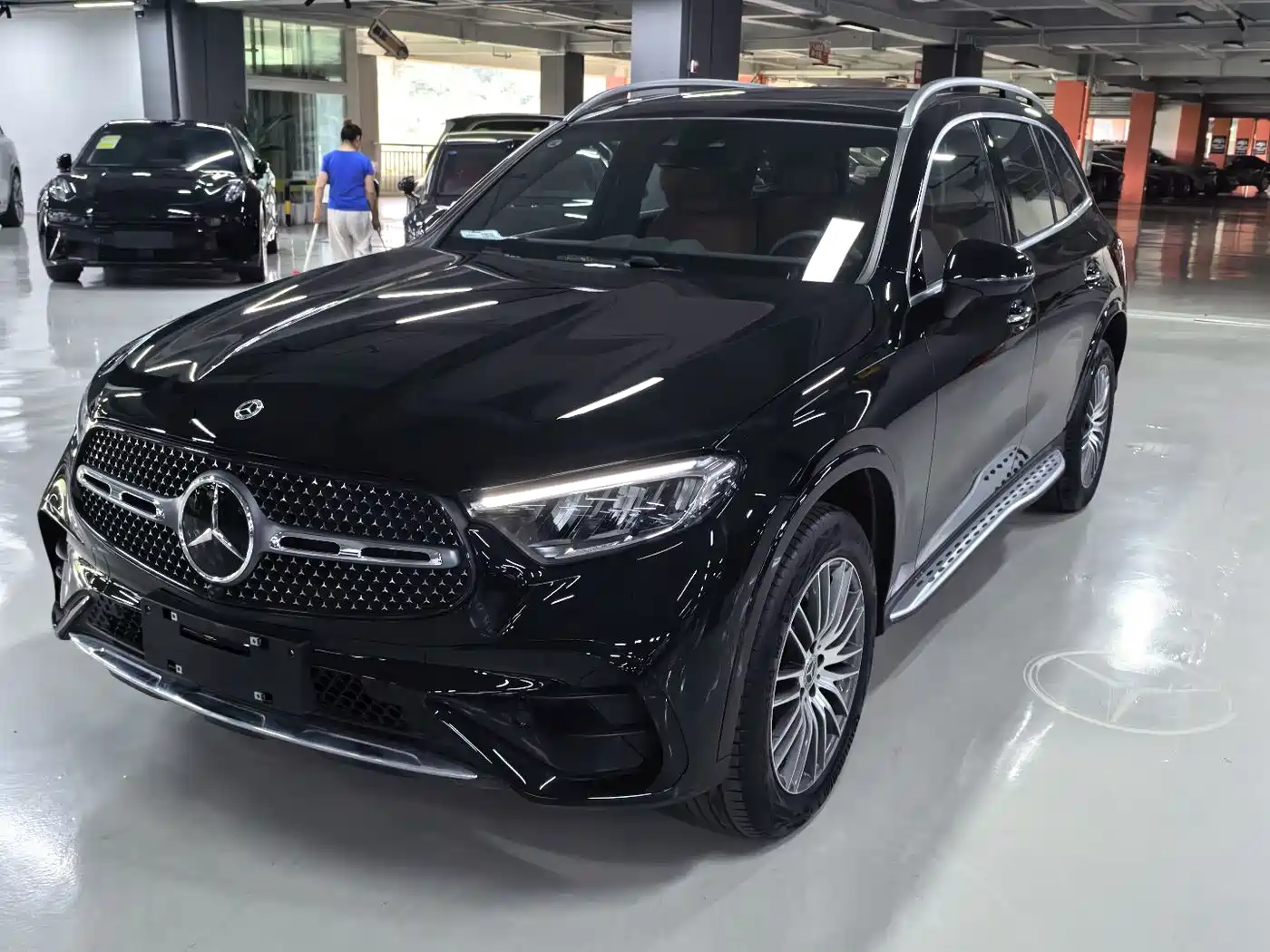 Mercedes-Benz GLC 2025 GLC 300 L 4MATIC Dynamic 5-seater