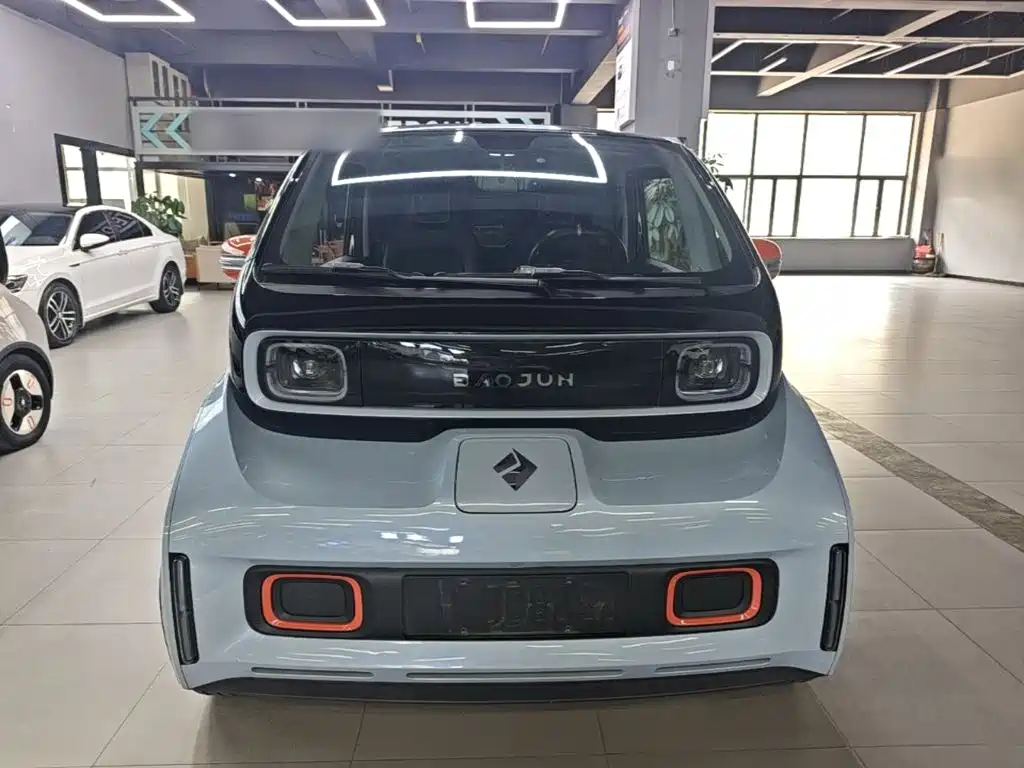 Фото 3 - Baojun KiWi EV
