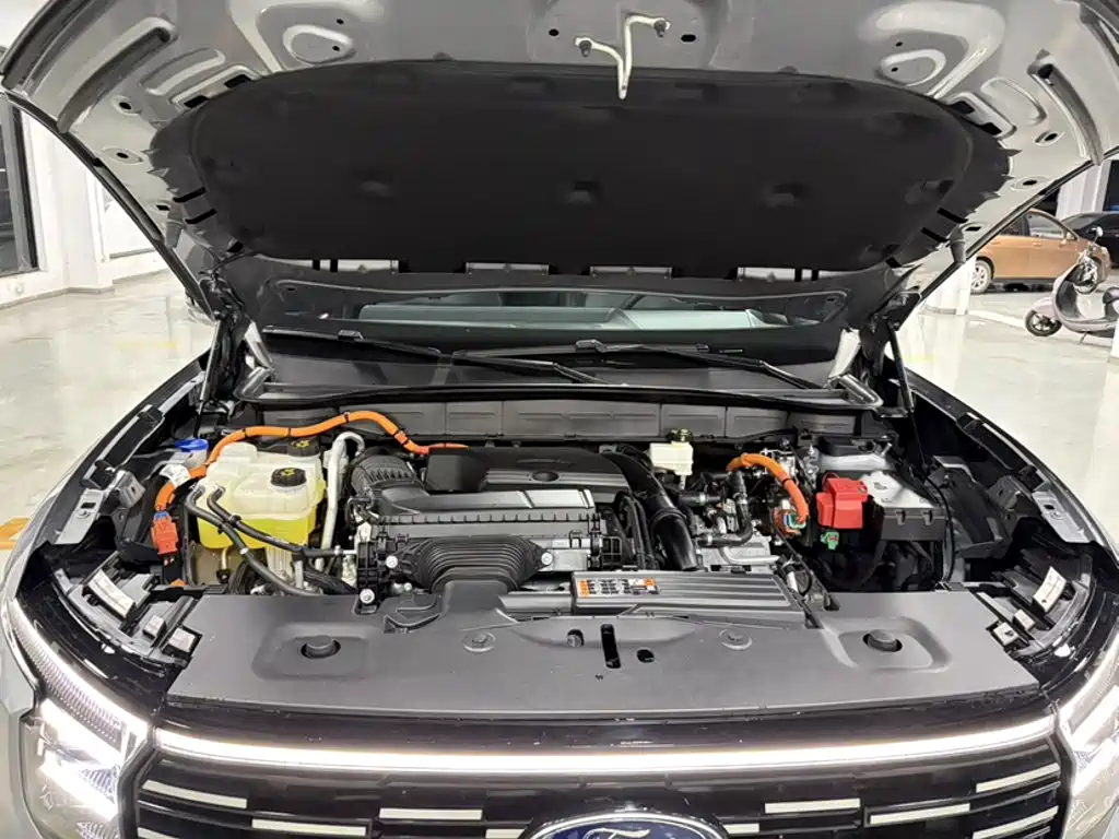 Фото 5 - Ford Edge