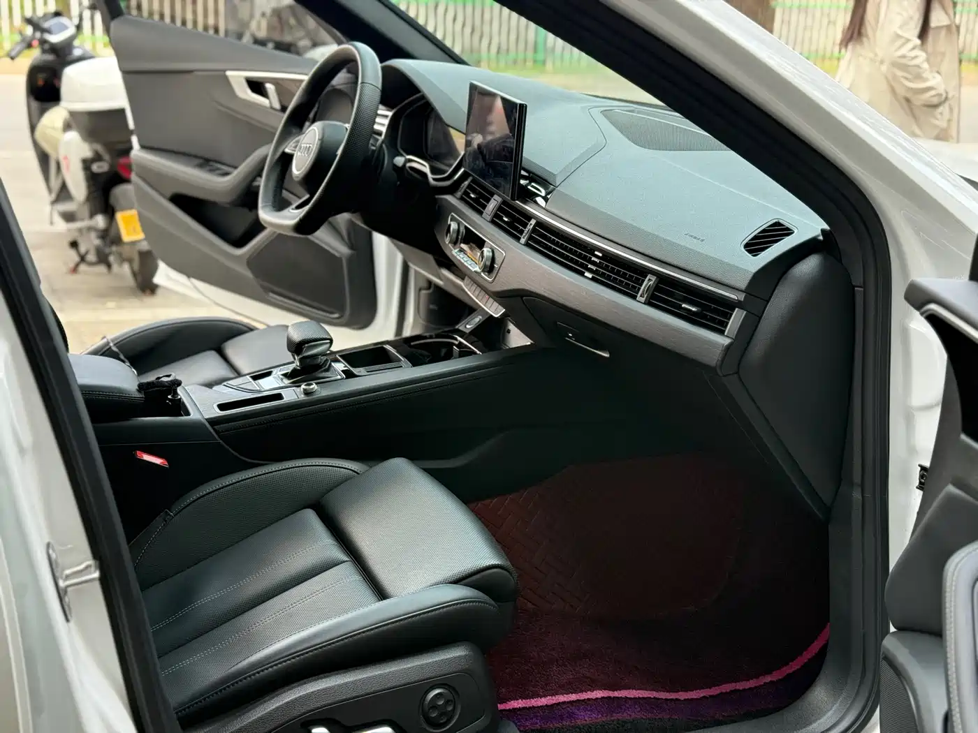 Audi A4L 2024 40 TFSI Luxury Dynamic фото 8