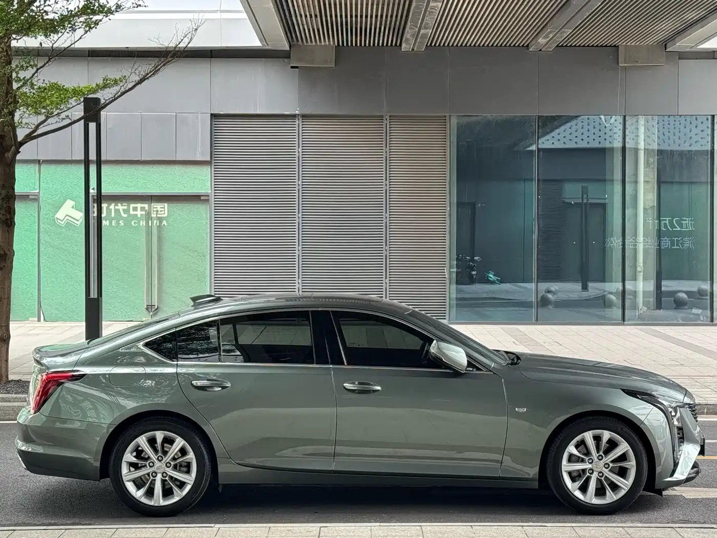 Cadillac CT5 2024 28T Luxury Model Pro фото 7