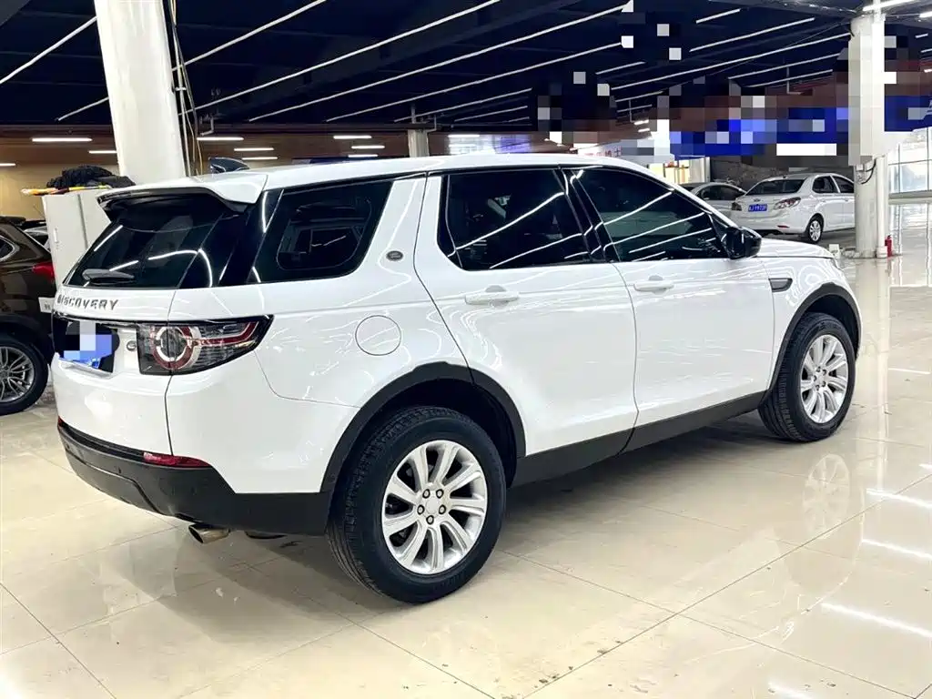 Land Rover Discovery Sport 2018 240PS SE Edition фото 4