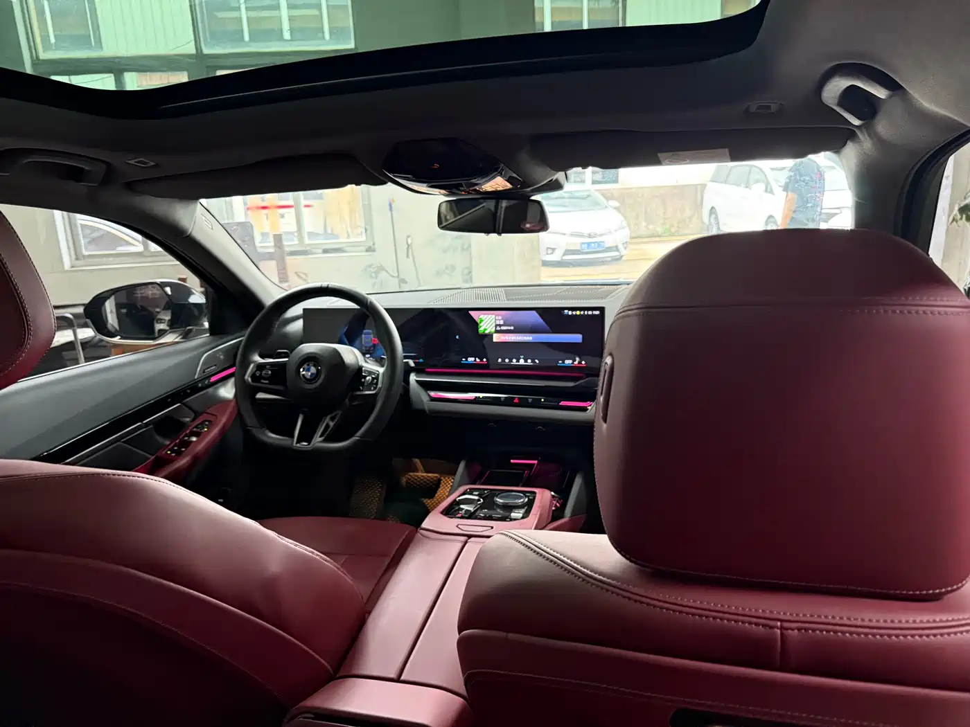 BMW 5 Series 2025 525Li M Sport Package фото 10
