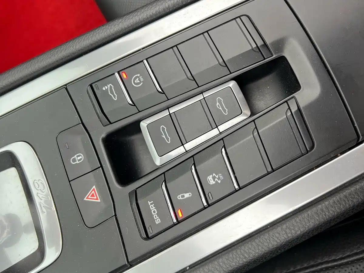 Porsche 718 2018 Boxster 2.0T фото 10