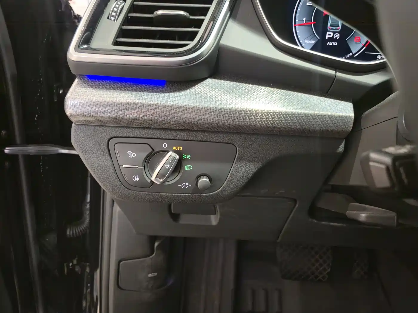 Audi Q5L 2022 40T Luxury Dynamic фото 9
