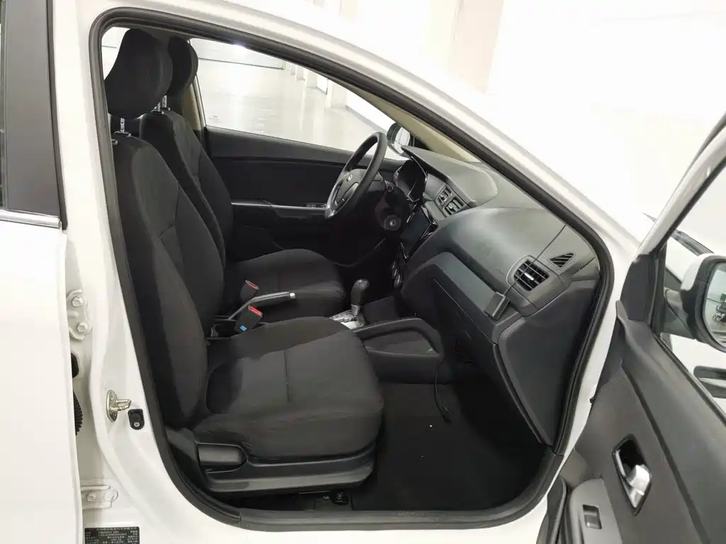 Фото 23 - Kia K2