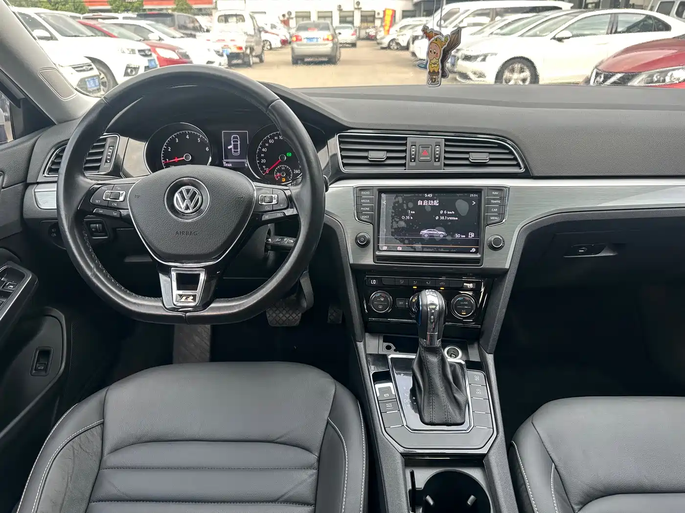 Volkswagen Lamando 2018 280TSI DSG Comfort Edition фото 7