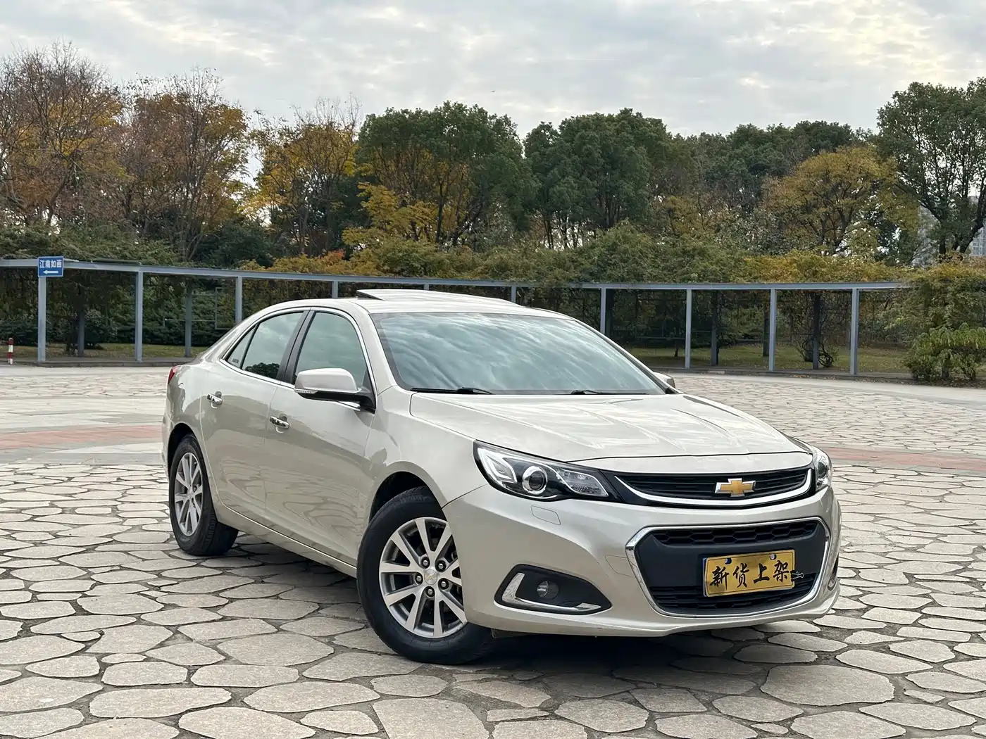 Chevrolet Malibu 2017 1.5T Automatic Luxury Edition фото 3
