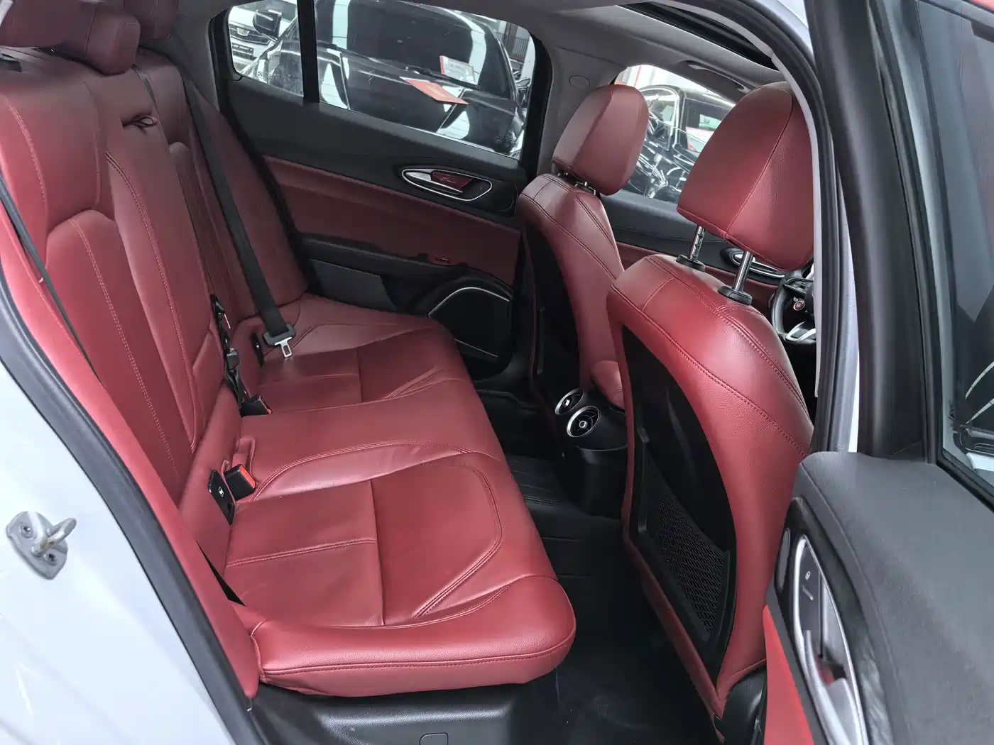 Alfa Romeo Giulia 2020 2020 2.0T 280HP Track Limited Edition