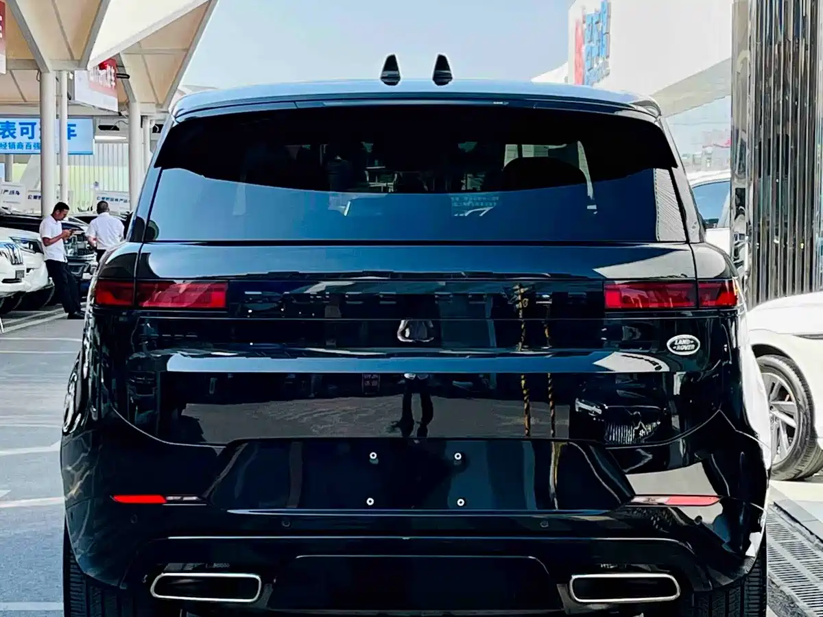 2026 Land Rover Range Rover Sport