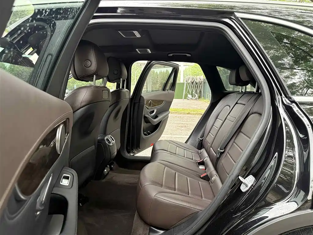 Mercedes-Benz GLC 2019 GLC 260 L 4MATIC Dynamic фото 14