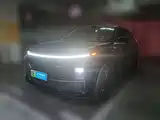 Photo 1 - Li Auto L7