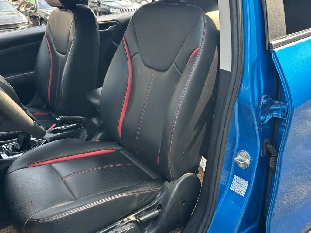 Soueast DX3 2017 2016 1.5L Manual Luxury