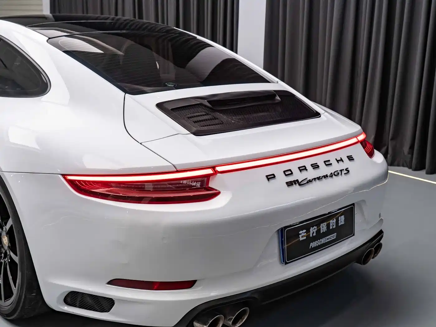 Porsche 911 2013 Carrera 4S 3.8L фото 6