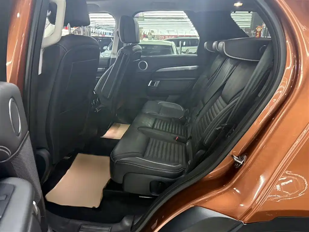 Land Rover Discovery 2017 3.0 SC V6 Launch Limited Edition фото 16